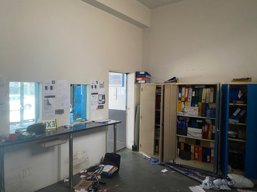 To Let commercial Property for Rent in Bo Oakdale Western Cape